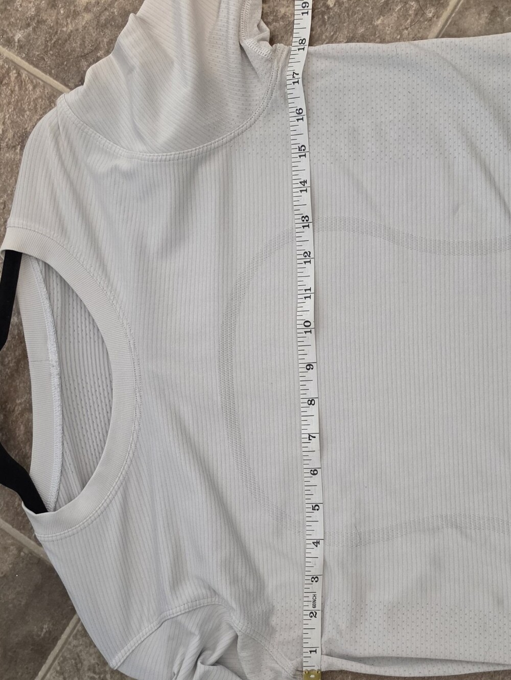 lululemon athletica Long Sleeve White Swiftly - Picture 3 of 4